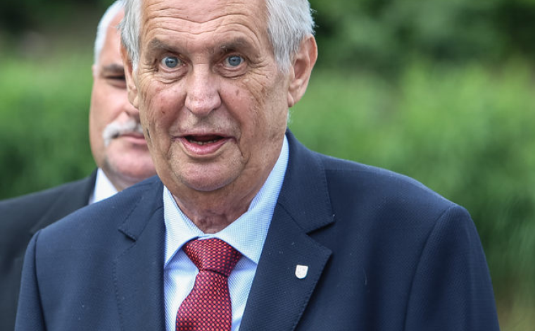 V krvi Miloše Zemana byl objeven nový, vysoce reaktivní prvek