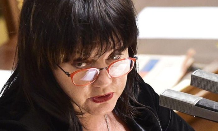 Alena Schillerová je letošním laureátem Nobelovy ceny za ekonomii