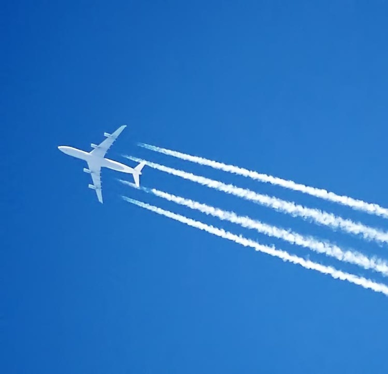 Regulace dvojích kvalit potravin se dotkne i chemtrails!