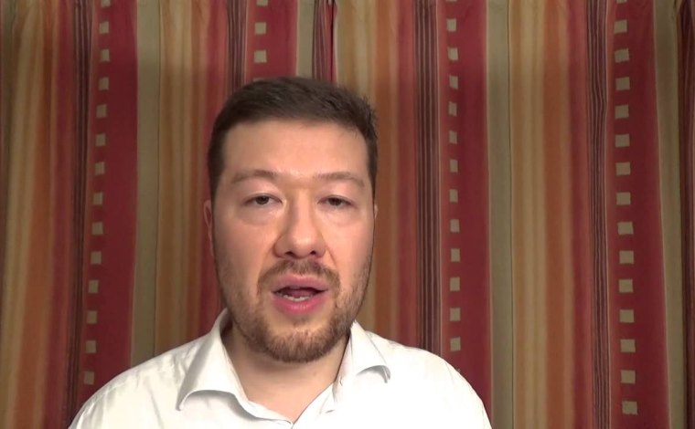 STALO SE: Tomio Okamura zasáhne proti barevným filmům v televizi!