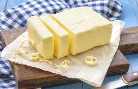 Poslanecká kantýna? Svíčková za 70 korun, rum za 10 Kč a kostka másla za dvacku!