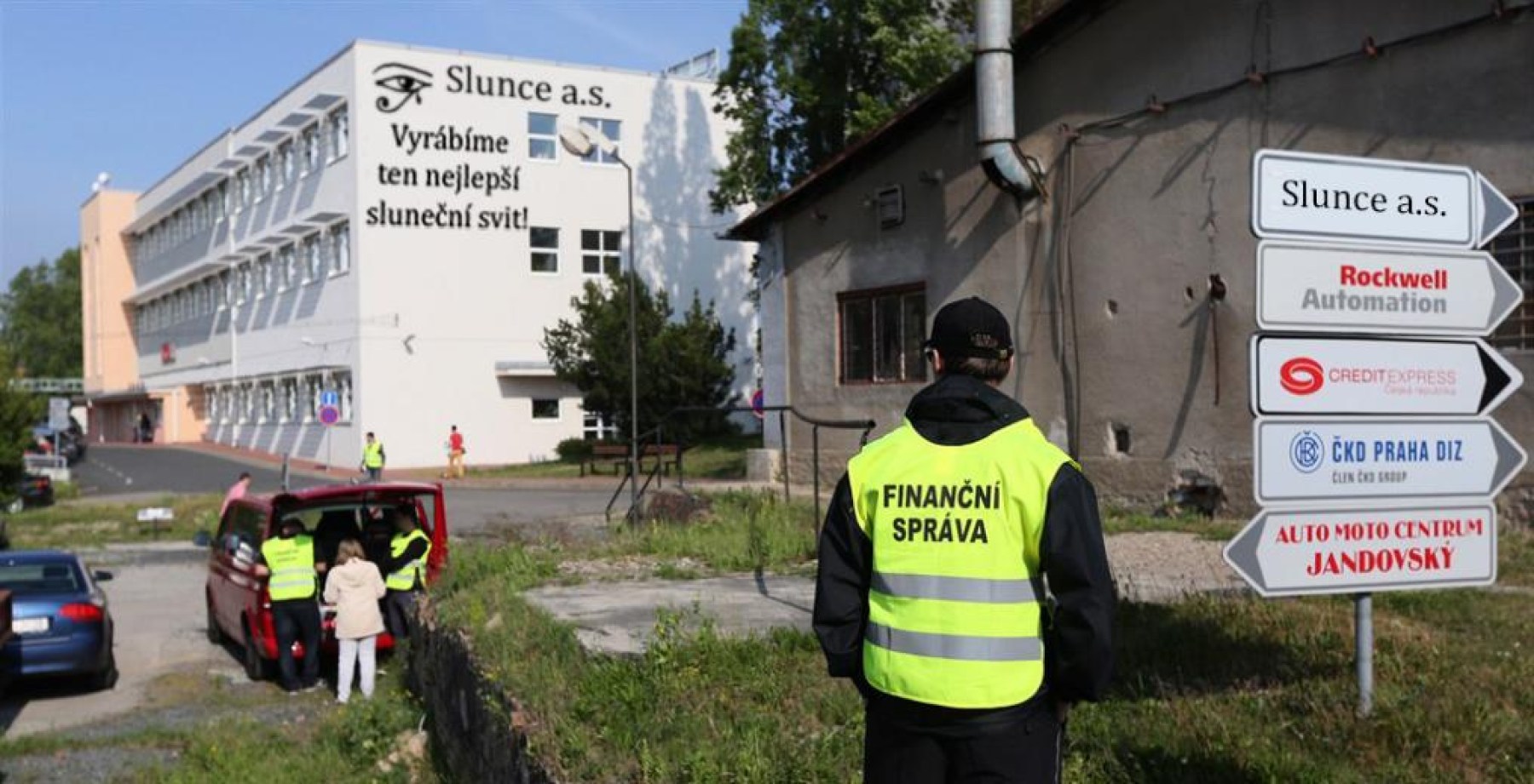 STALO SE: Babiš zaklekl boha Ra, díky tomu vyjde slunce i zítra!