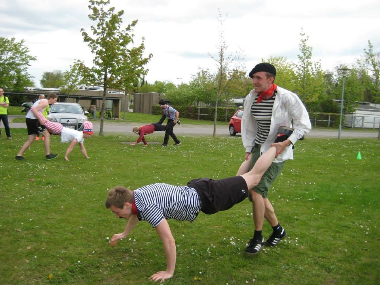 Mountfield ukončil prodej neekologických sekaček. Nahradil je vegany.