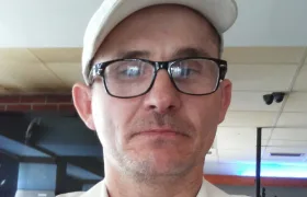 Nesmrtelný pan Kazik se již sto let neúspěšně pokouší o sebevraždu