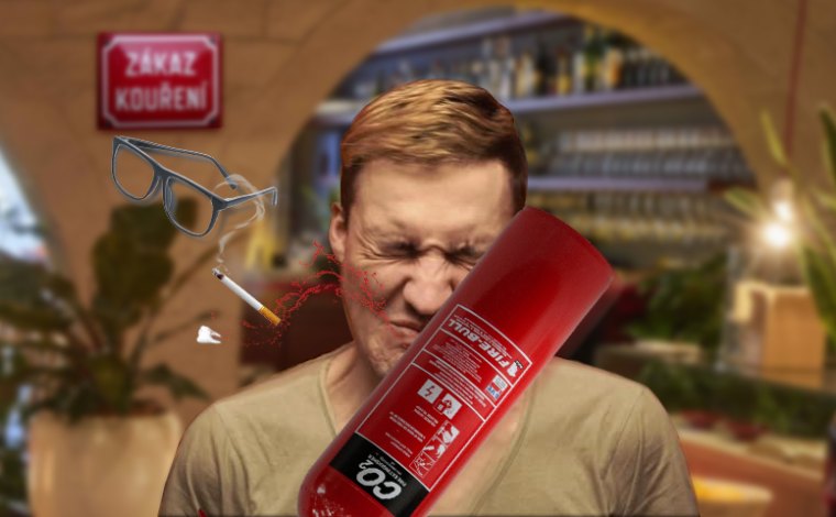 Na kuřáka v restauraci použila hasičák! Za zlomenou čelist se musí omluvit.