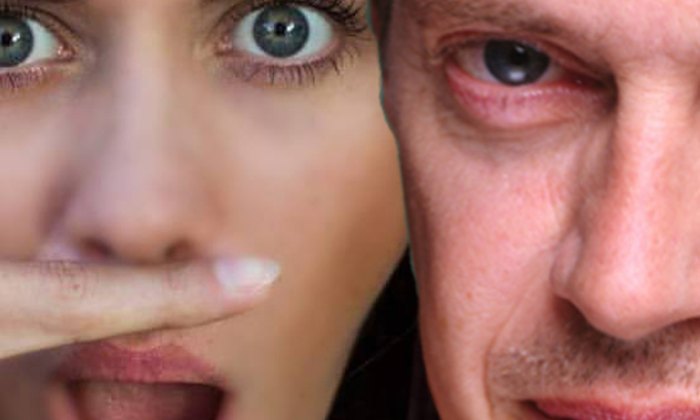 Vánoční zázrak Steva Buscemi. Po letech našel svoji ztracenou sestru!