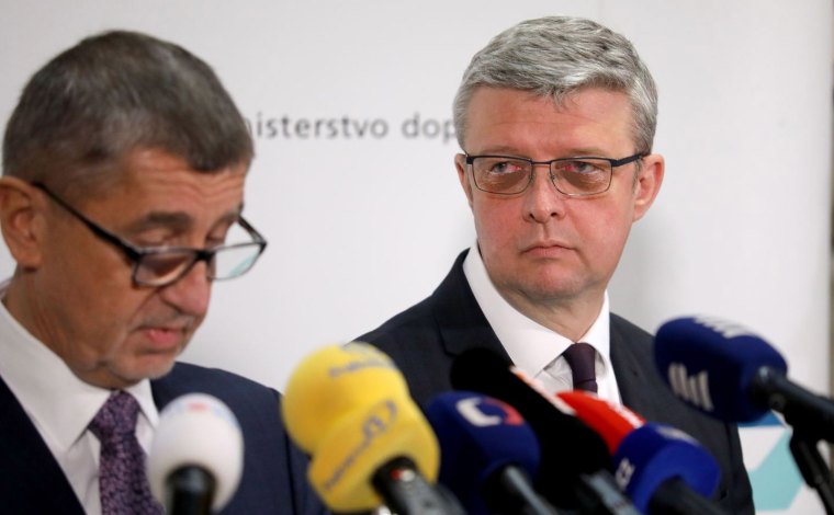 Havlíček přijme post ministra zdravotnictví, koupil si kvůli tomu obraceč času
