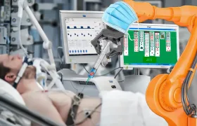 Vláda vyřešila nedostatek nemocničního personálu. Lékaře a sestry nahradí průmysloví roboti
